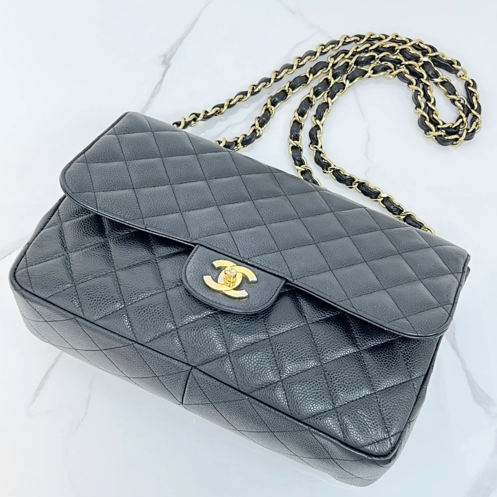 CHANEL Vintage Jumbo Flap black caviar 24K GHW